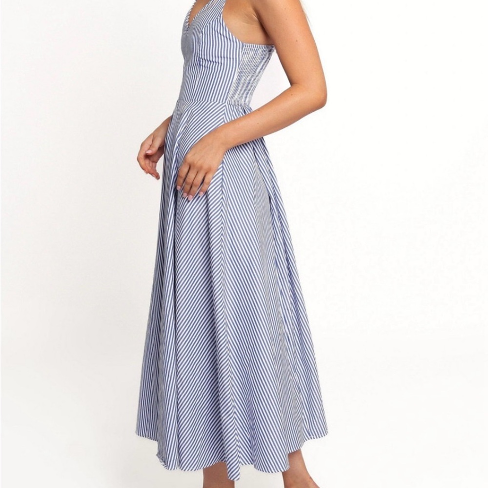 Petal & Pup Romilly Strappy Maxi Dress - Picture 2 of 4